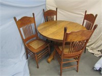 Solid Wood Dining Table w/ 4 Chairs & 2 Leaves
