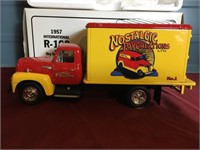 1957 R-190 International Toys Nastalia Truck