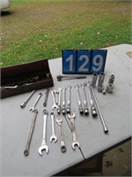 TOOL GROUP - SOCKETS, WRENCHES, RATCHET