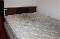 Full bed and mattress set