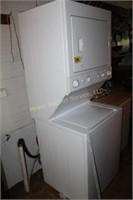 Frigidaire Stackable Washer/Dryer