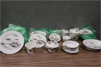 Kutani China Set - 91 pieces