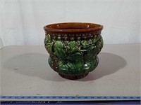 Vintage 11in Majolica jardiniere small chips on
