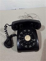 Vintage black desk phone