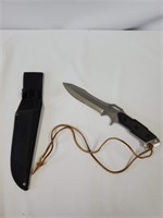 China Made Knife w/ Sheath