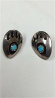 Silver earrings with stone 1.94 grms w/ stone