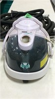 V H2O steam cleaner with extra hoses and