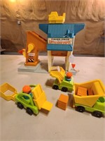Vintage Fisher Price Lift and Load Depot