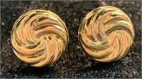 14k Gold Swirl Earrings