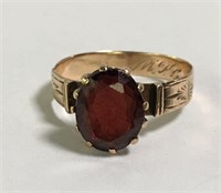 Victorian 10k Gold & Garnet Ring
