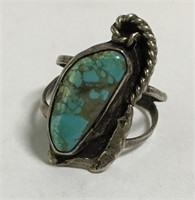 Native American Sterling Silver & Turquoise Ring
