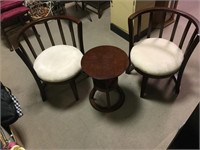 Cute Contemporary Chair & Table Set