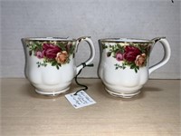 2 Royal Albert Old County Roses Mugs
