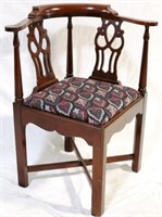 Henkel Harris mahogany corner chair