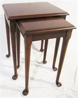 Thomasville Queen Anne nesting set of tables - 2
