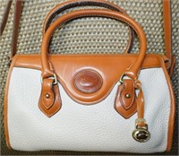 DOONEY & BOURKE PURSE (B)