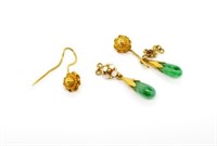 Jade and yellow gold earrings