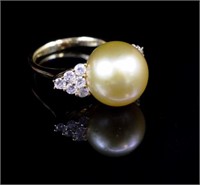 Golden South sea pearl, diamond and 18ct gold ring