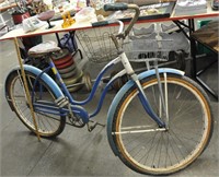 Vintage bicycle - as is