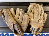 Baseball gloves