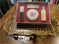 Vanity tray and perfume set