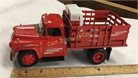 COLLECTIBLE METAL COKE TRUCK W/ACCESSORIES