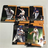 Apx 110 baseball cards Upper Deck