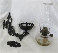Oil lamp with wall mount