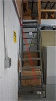 Step Rolling Safety Ladder