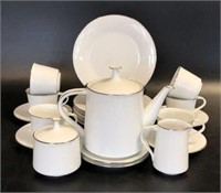 Noritake "Reina" Tea Set with Plates