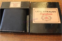 Levi Strauss Signature Series  Wallet