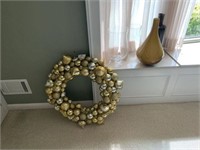 Wreath and Decorator Items