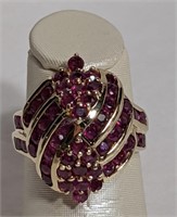 10K Ruby Cocktail Ring Sz 5 1/2 - Read Details