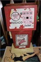 ANTIQUE TEXACO GAS STATION PLASTIC TOY