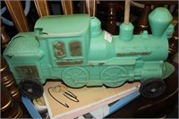 VINTAGE PLASTIC GREEN TOY TRAIN - MUST SEE!