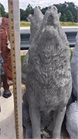 Solid Concrete Howling Wolf Statue