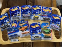 10 NIP 1999 Matchbox Toy Cars