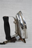 Vintage Electric Canadian Beauty Iron