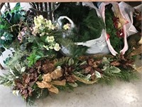 Wreaths, Floral Arrangements