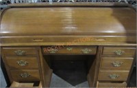 Wooden Rolltop Desk;