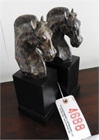 Lot #4688 - Pair of 9” Roman Horse head bookends