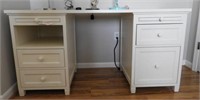 Lot #4723 - Contemporary white work desk with