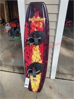 Backdraft hydro slide wake board