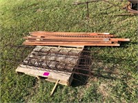 Pallet of Wire & T-Post
