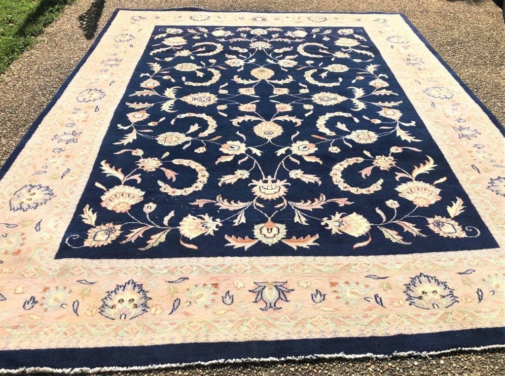 Late September Rug, Art and Rare Book Auction
