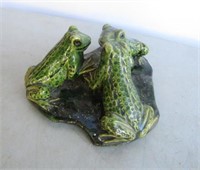 Majolica Frog Centerpiece 7"W