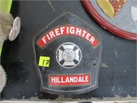 HILLANDALE FIREFIGHTER HELMET BADGE