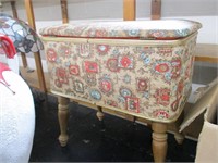 SMALL SEWING STOOL