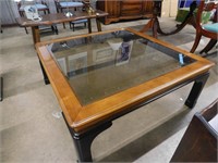SQUARE COFFEE TABLE W GLASS INSERT