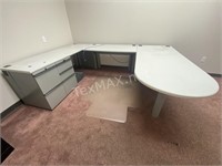 1 Person Workstation with File Cabinets